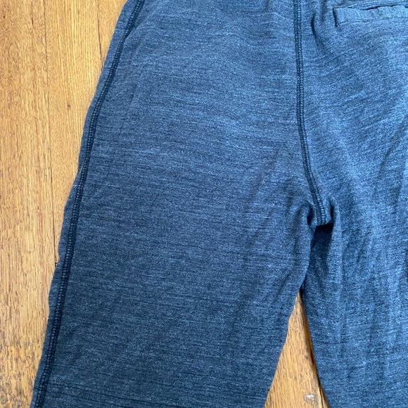 The North Face Kids Shorts - Picture 7 of 7